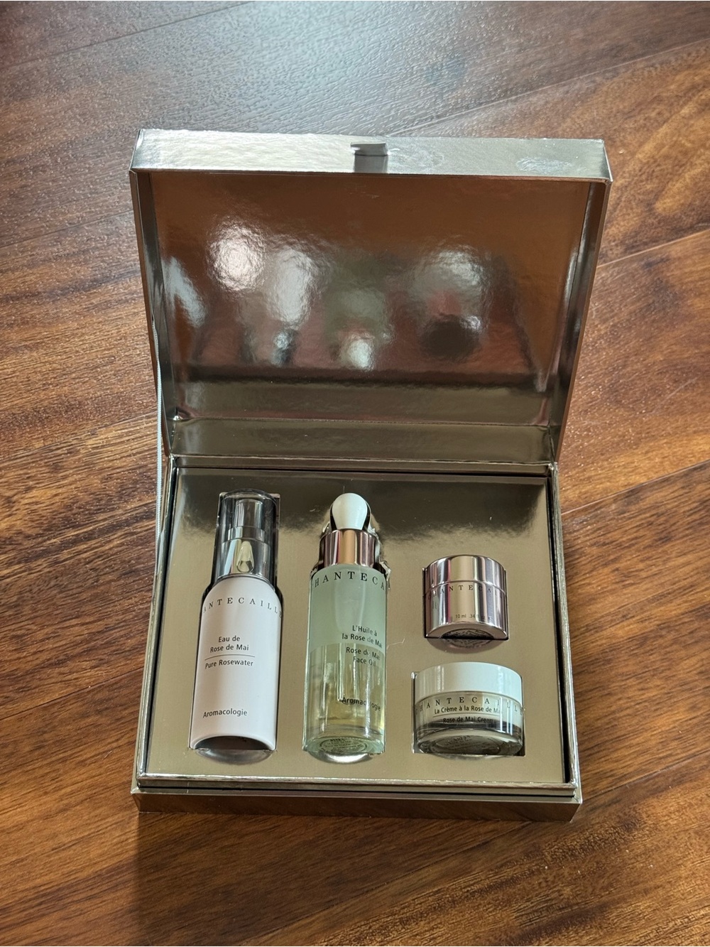 Chantecaille ROSE DE MAI ESSENTIAL SET• ALL NEW CHECK PHOTOS FOR MORE CLOSEUP